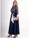 Evassè plus size dark blue formal gown with lace and sleeves