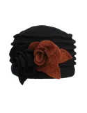 Cappelli donna Complit | Cuffia in pura lana nero con ricamo di rose